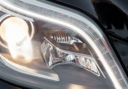 Replace Headlight of Your Car